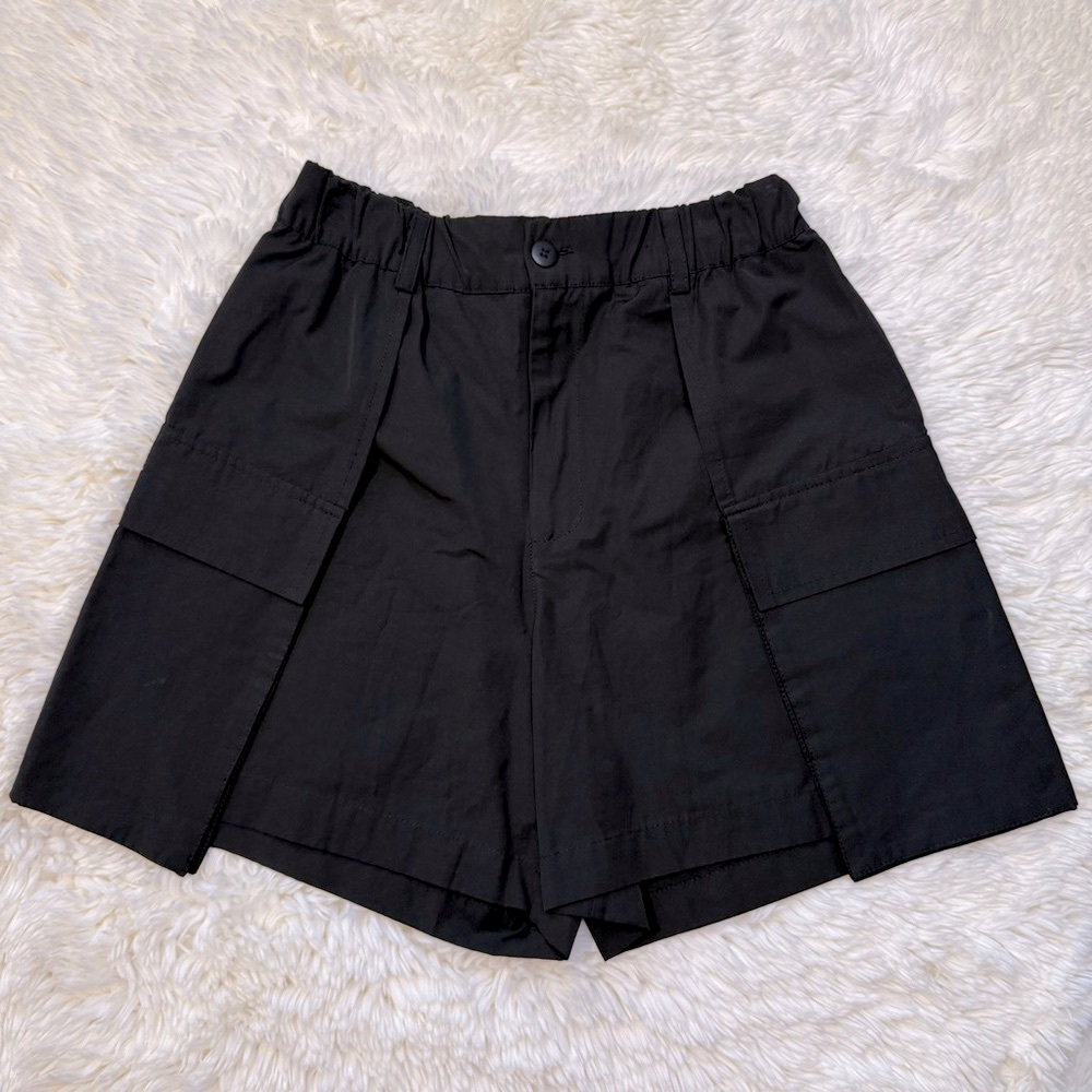 High Rise Black Cargo/Utility Shorts/Skort (Size 36)